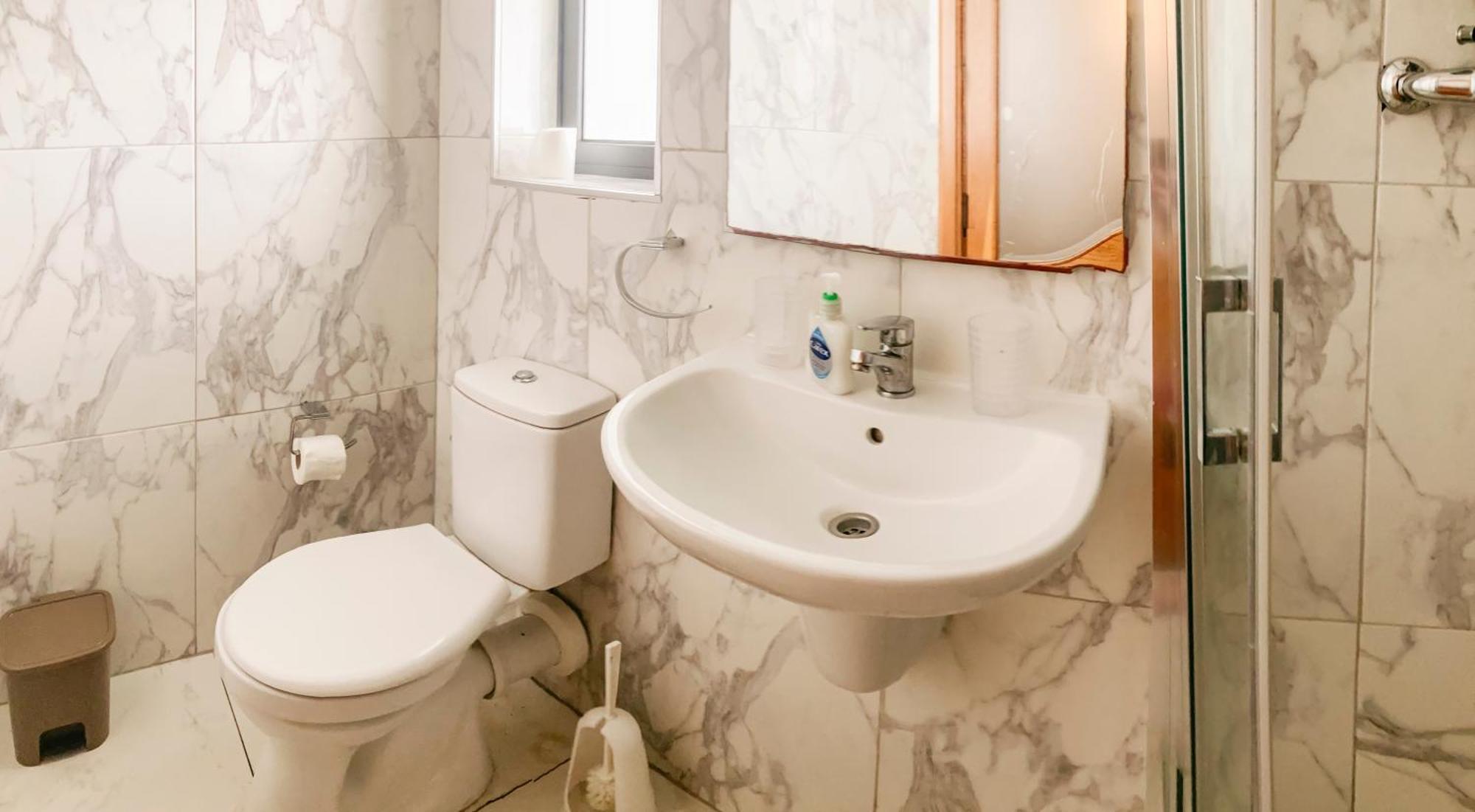 Xl Central Home - Sleeps 10 People Pieta Bagian luar foto