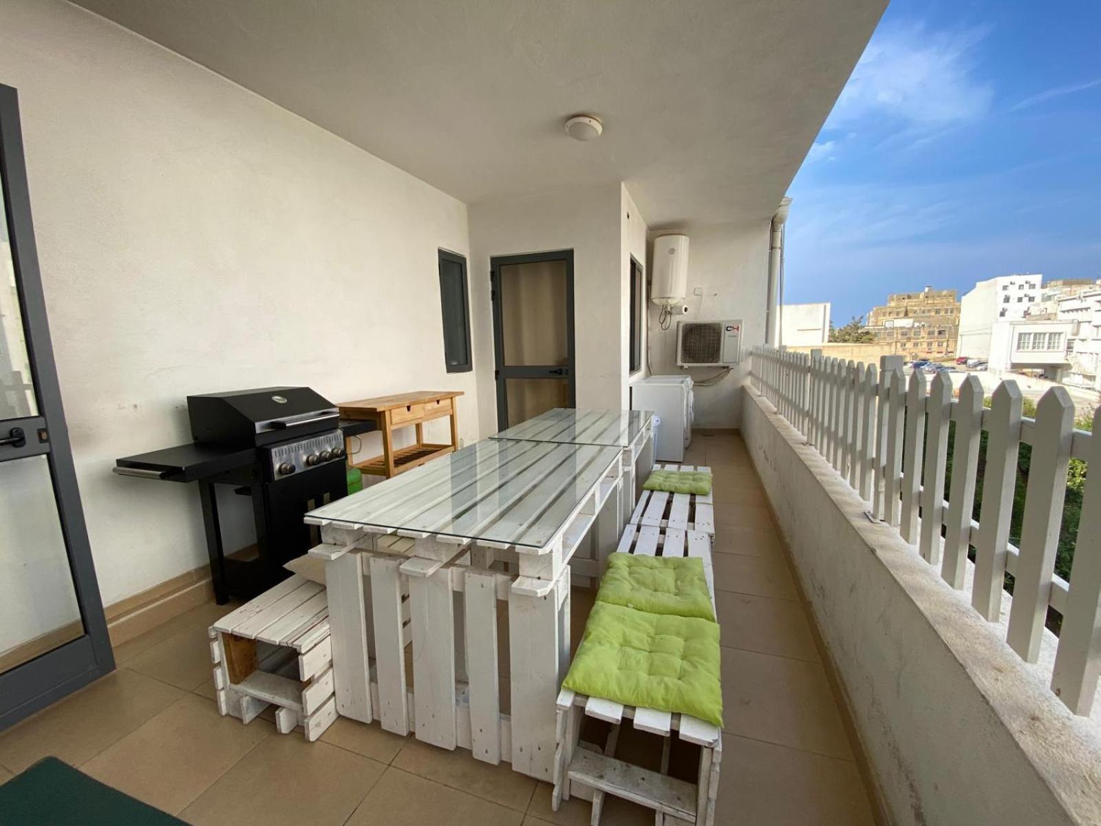 Xl Central Home - Sleeps 10 People Pieta Bagian luar foto